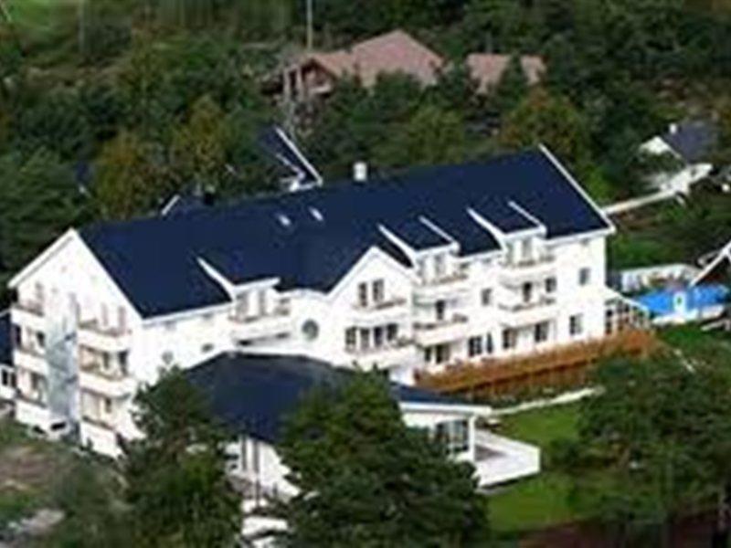 Arendal Herregaard Sommerstuer & Leiligheter Færvik Extérieur photo
