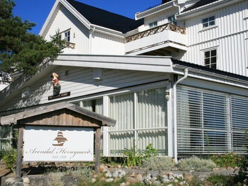 Arendal Herregaard Sommerstuer & Leiligheter Færvik Extérieur photo