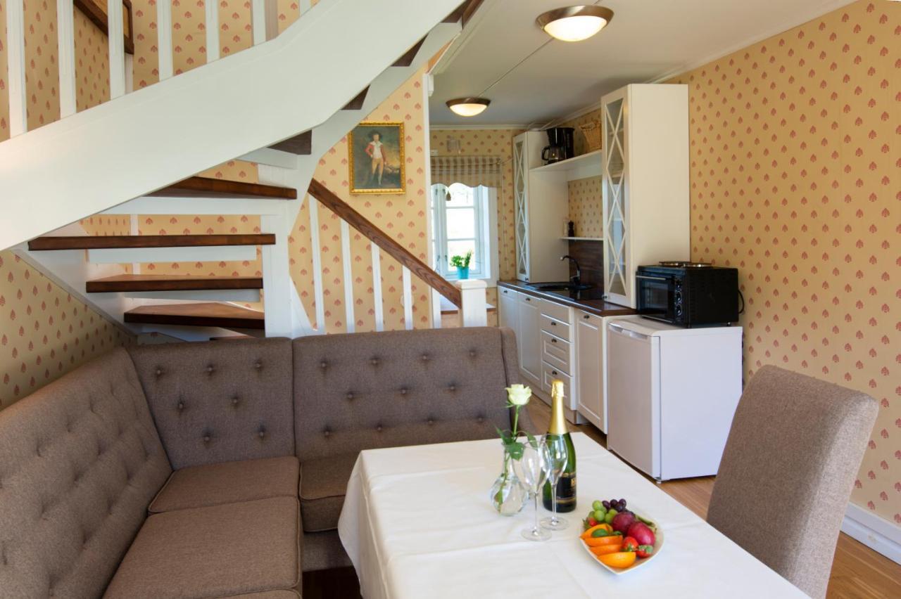 Arendal Herregaard Sommerstuer & Leiligheter Færvik Extérieur photo