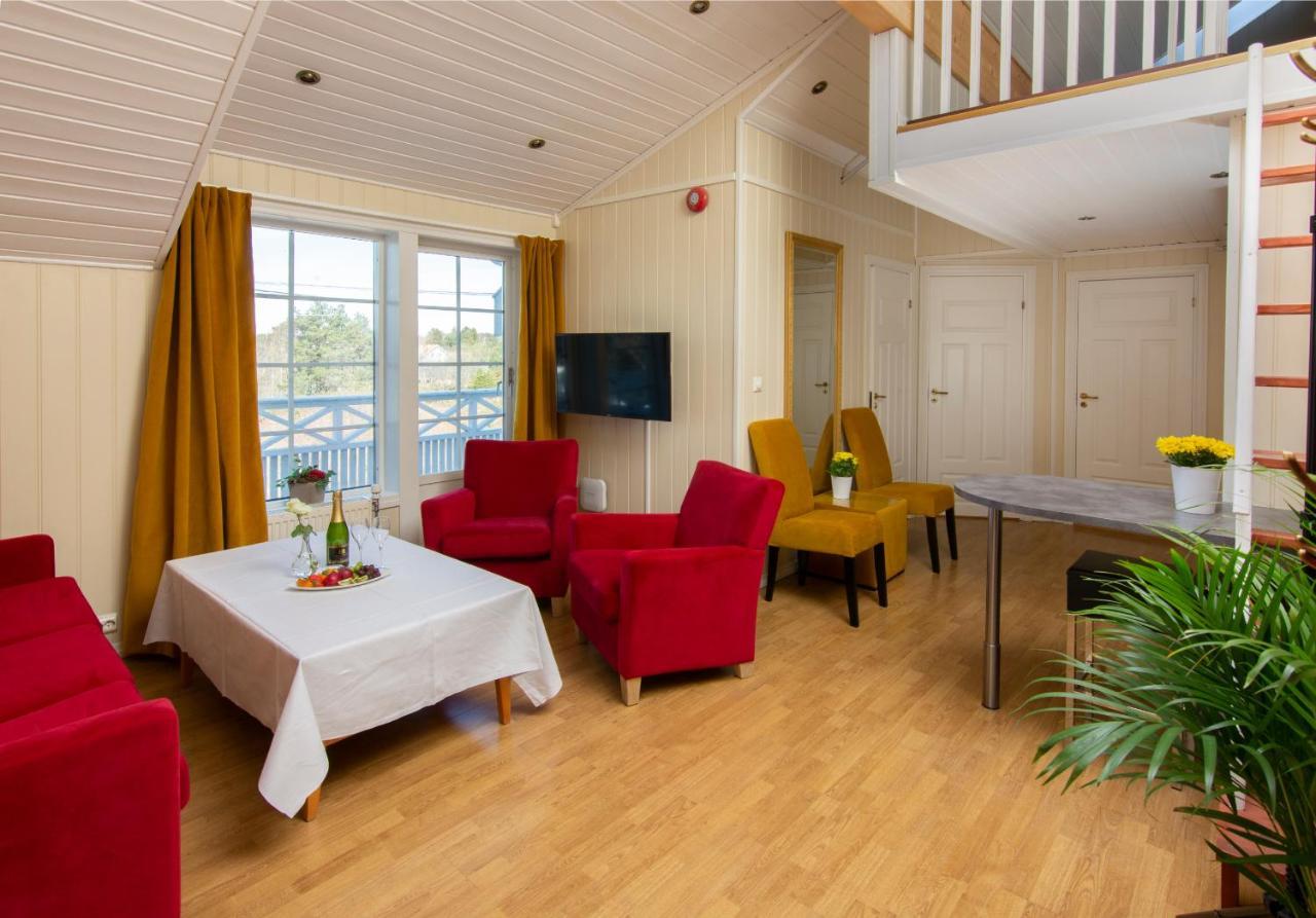 Arendal Herregaard Sommerstuer & Leiligheter Færvik Extérieur photo